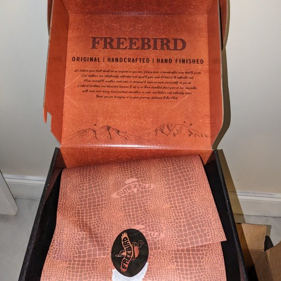 FREEBIRD Liverpool Booties Size 9 - ICE Color - Like New - Picture 17 of 17